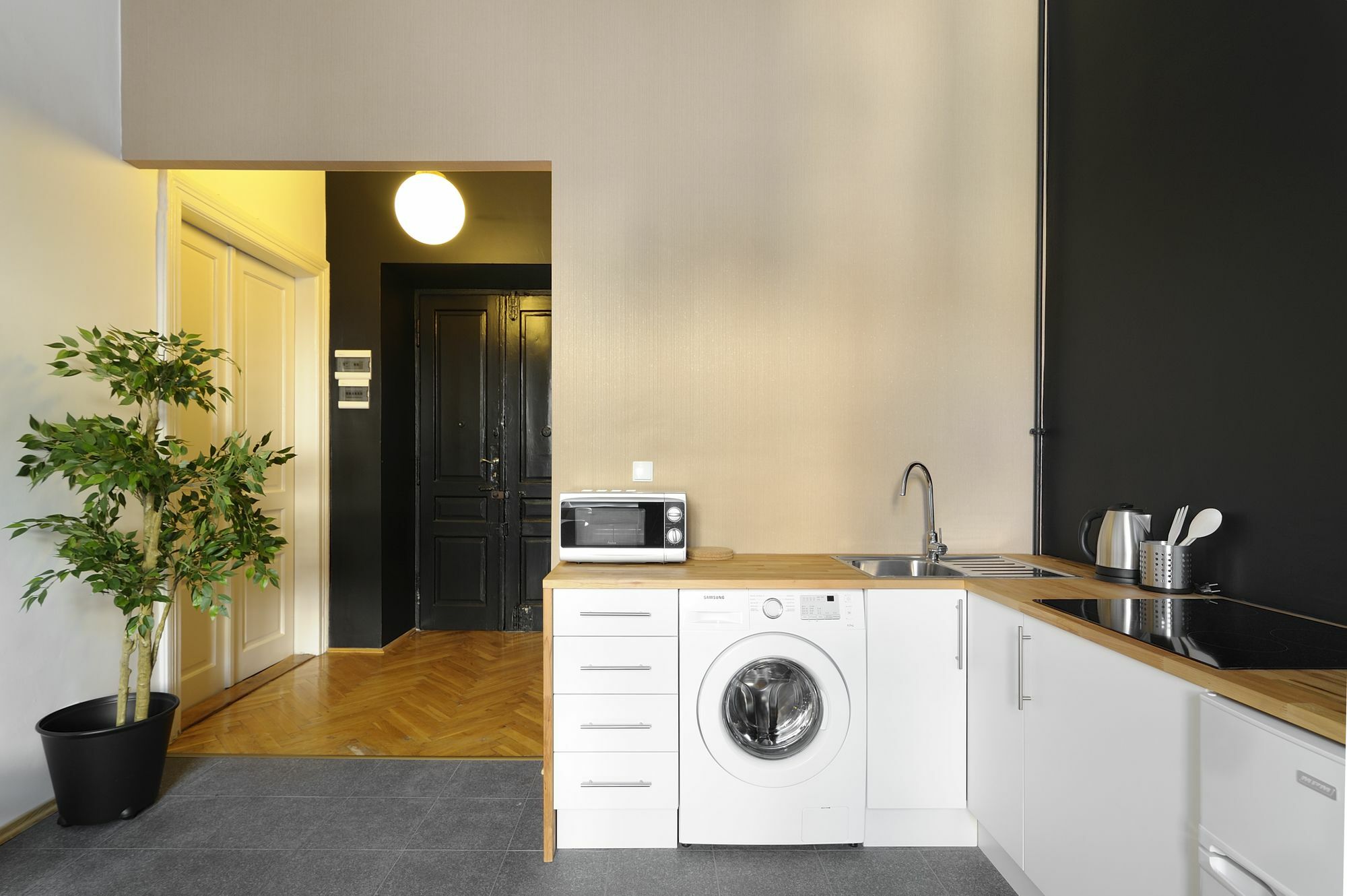 Apartament Ekoidea Station *